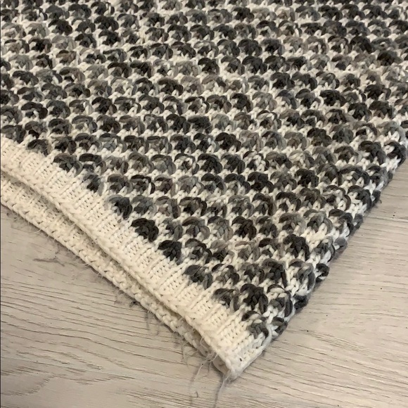 Woven Wool Infinity Scarf - Picture 2 of 2